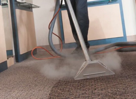 Carpet steam cleaning service